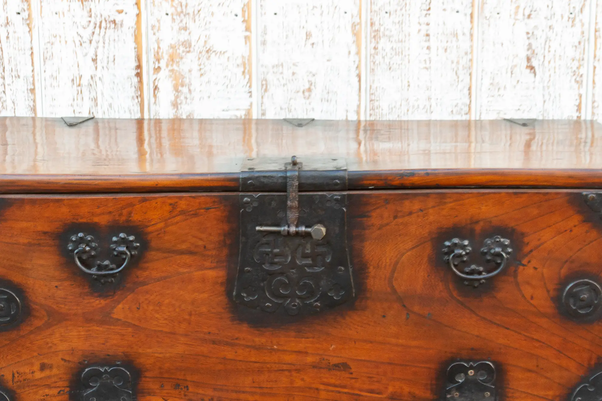Lacquered Korean Tansu Cabinet 5 Lacquered Korean Tansu Cabinet