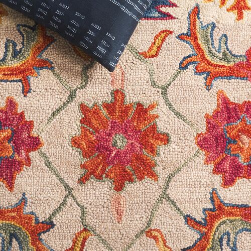 Halter Hand Tufted Rug 6 Halter Hand Tufted Rug