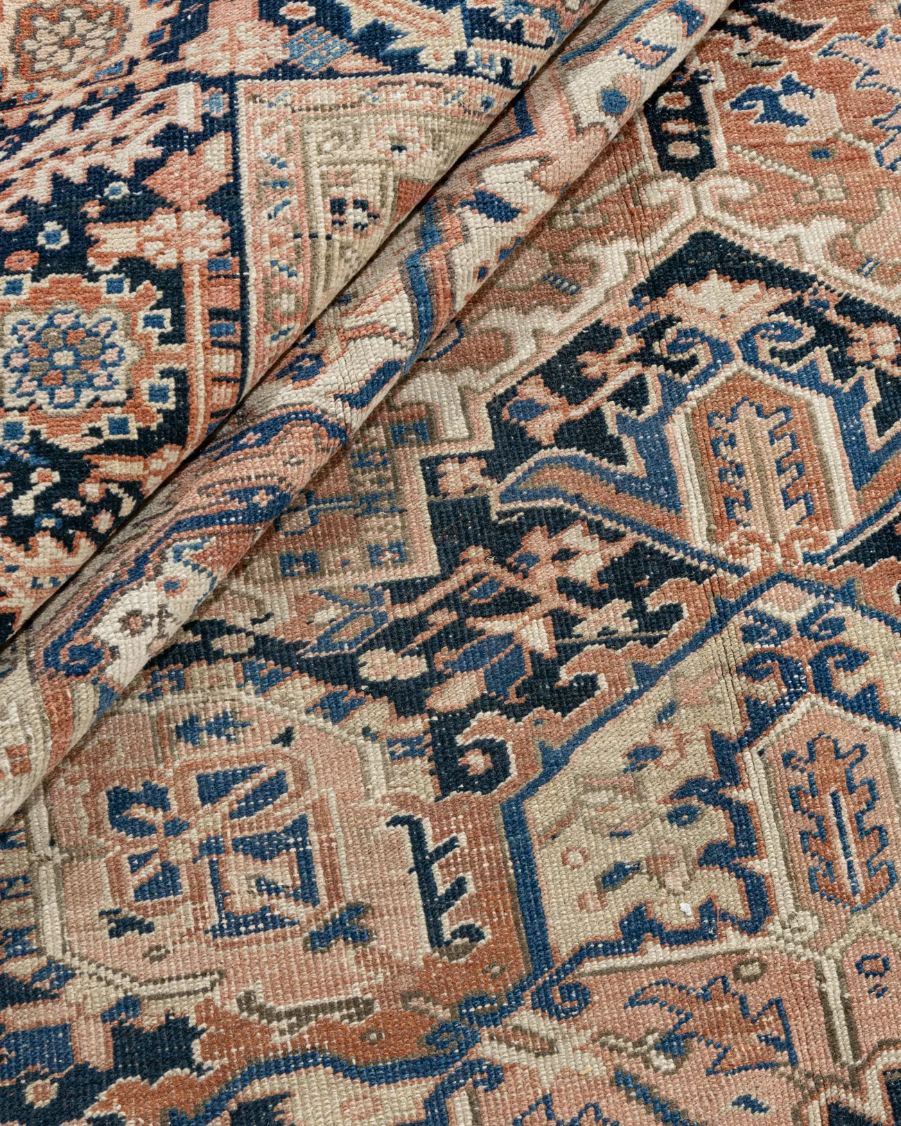 Persian Heriz Rug 9'2 X 12'11 5 Persian Heriz Rug 9'2 X 12'11