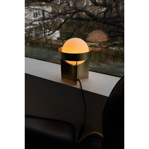 Loop Plug-In Table Lamp 7 Loop Plug-In Table Lamp