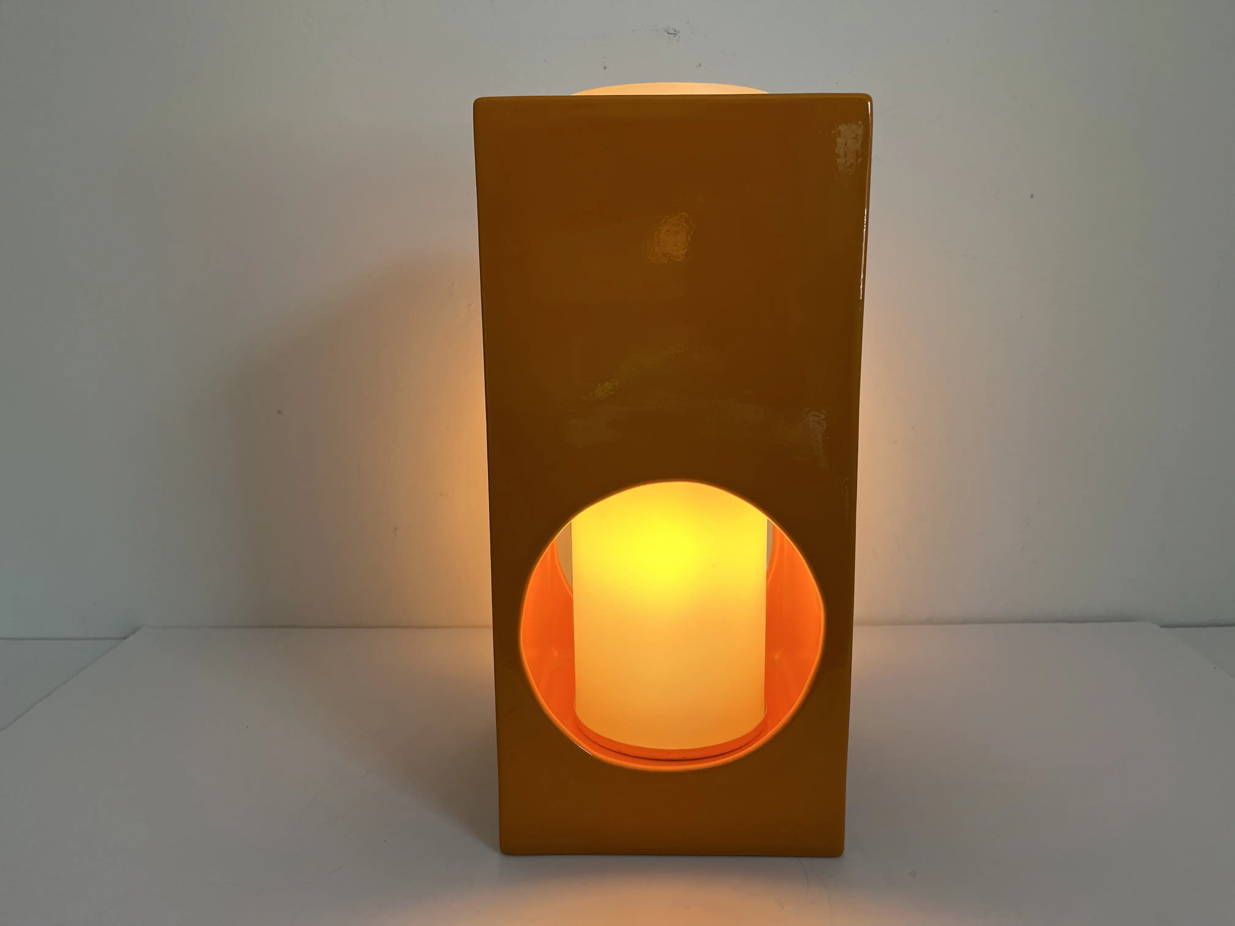Midcentury Geometric Accent Lamp 5 Midcentury Geometric Accent Lamp