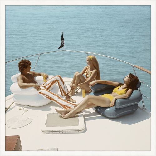Lake Lounge 1 Lake Lounge