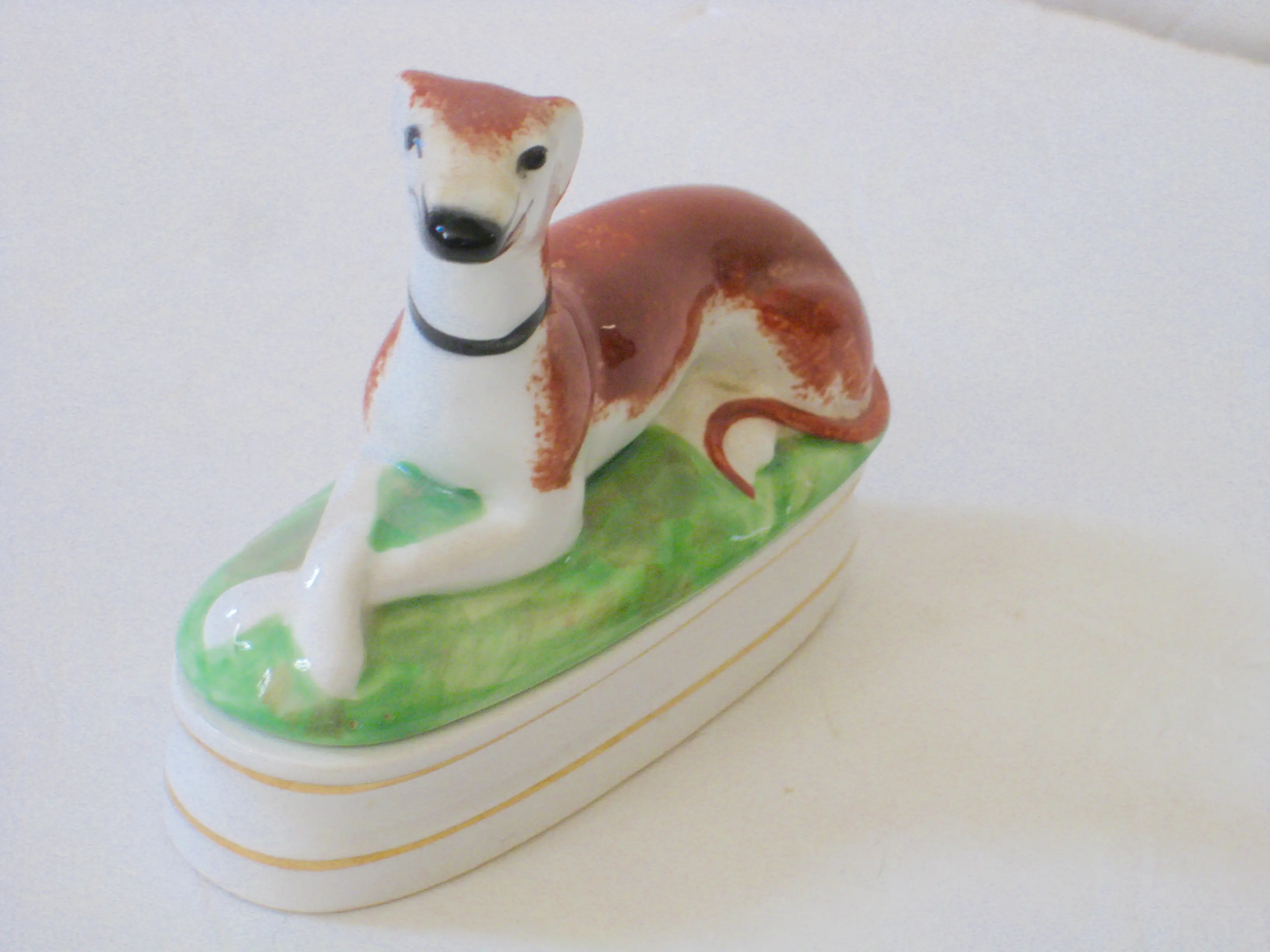 Porcelain Dog Box 4 Porcelain Dog Box