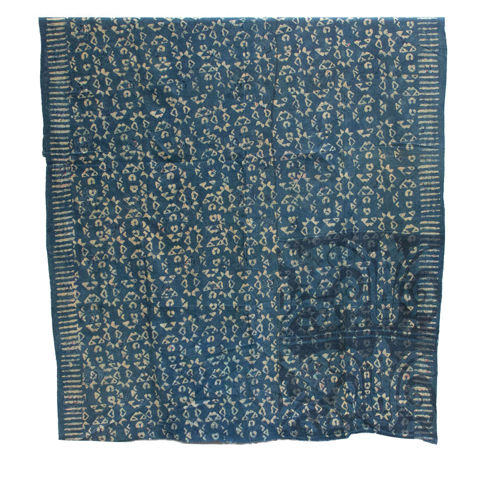 Abstract Bloom Vintage Indigo Throw