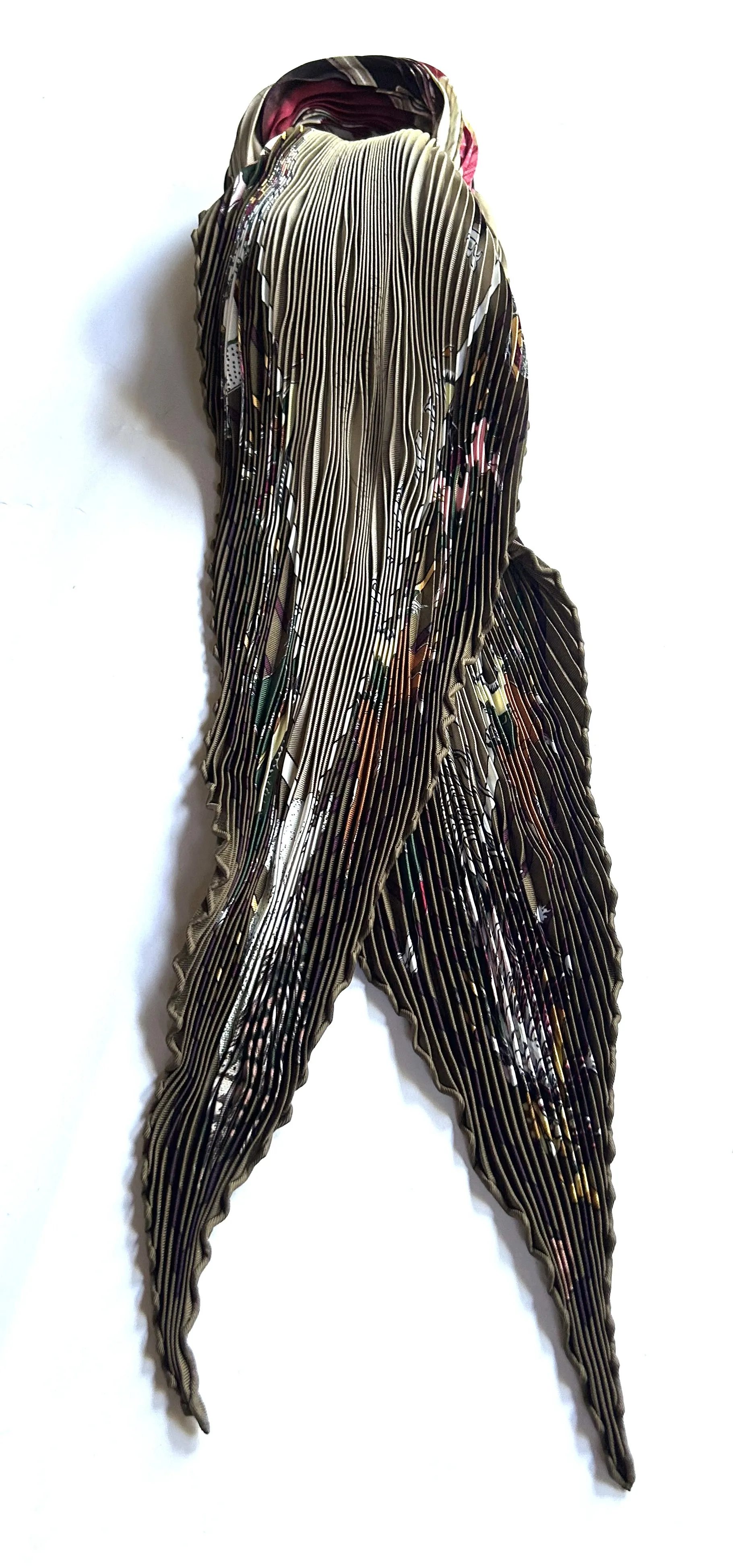 Hermes K. Oliver Pawnee Pleated Scarf 4 Hermes K. Oliver Pawnee Pleated Scarf
