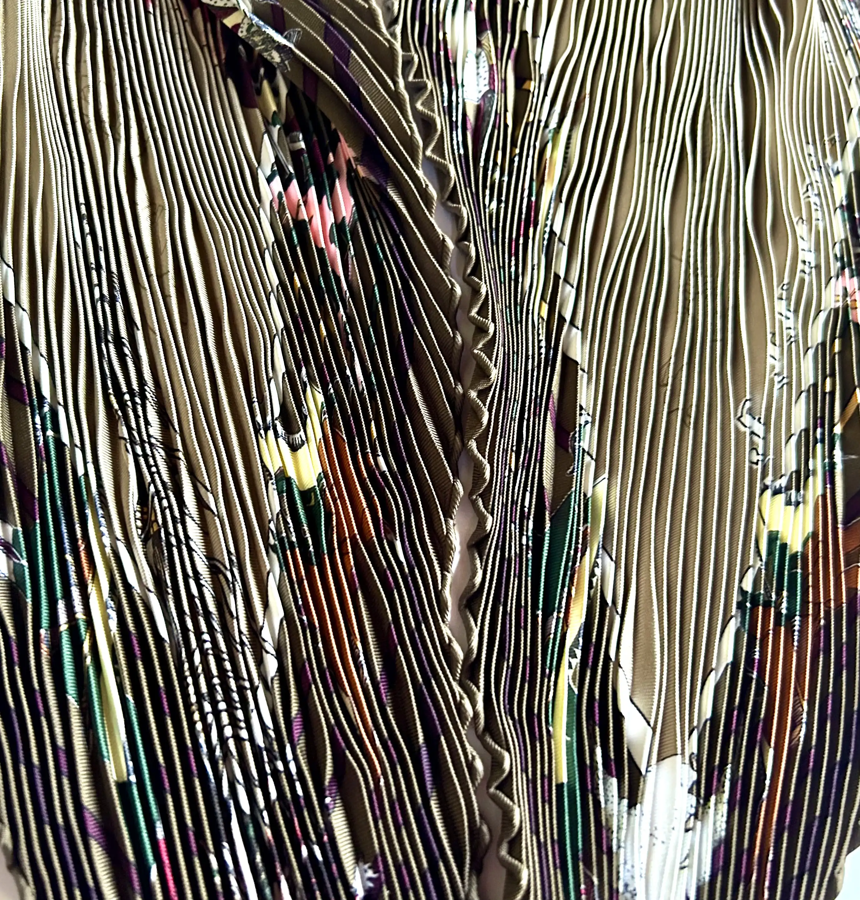 Hermes K. Oliver Pawnee Pleated Scarf 6 Hermes K. Oliver Pawnee Pleated Scarf