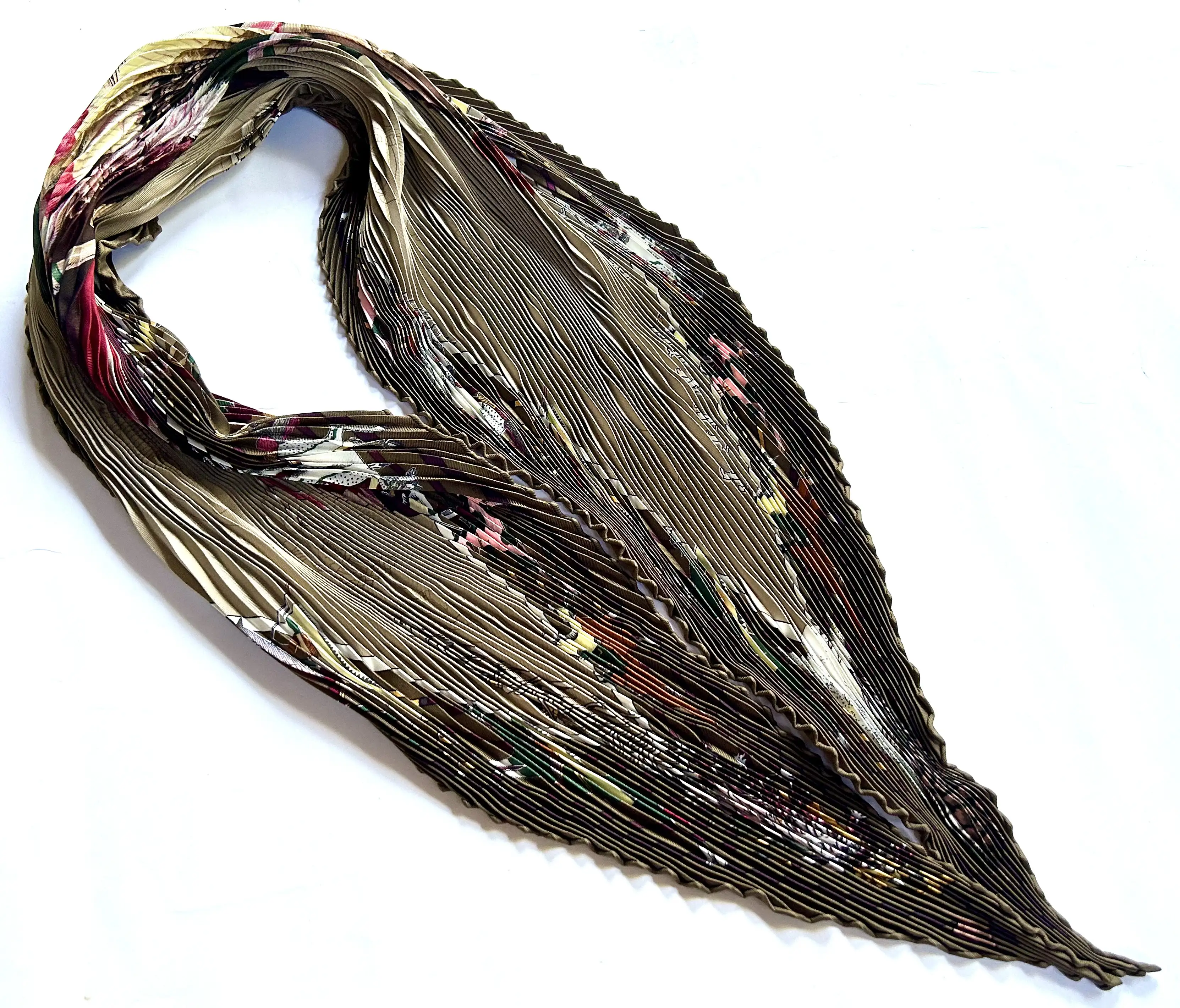 Hermes K. Oliver Pawnee Pleated Scarf 7 Hermes K. Oliver Pawnee Pleated Scarf
