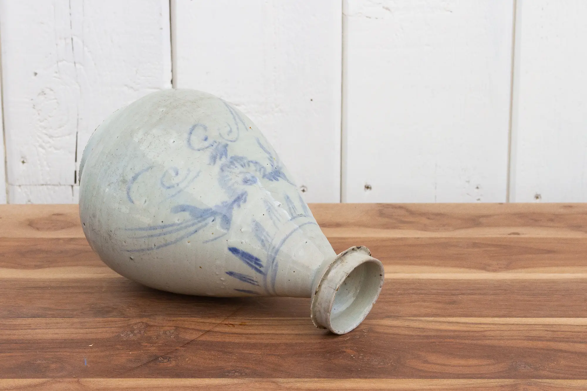Antique Blue & White Korean Vase 8 Antique Blue & White Korean Vase