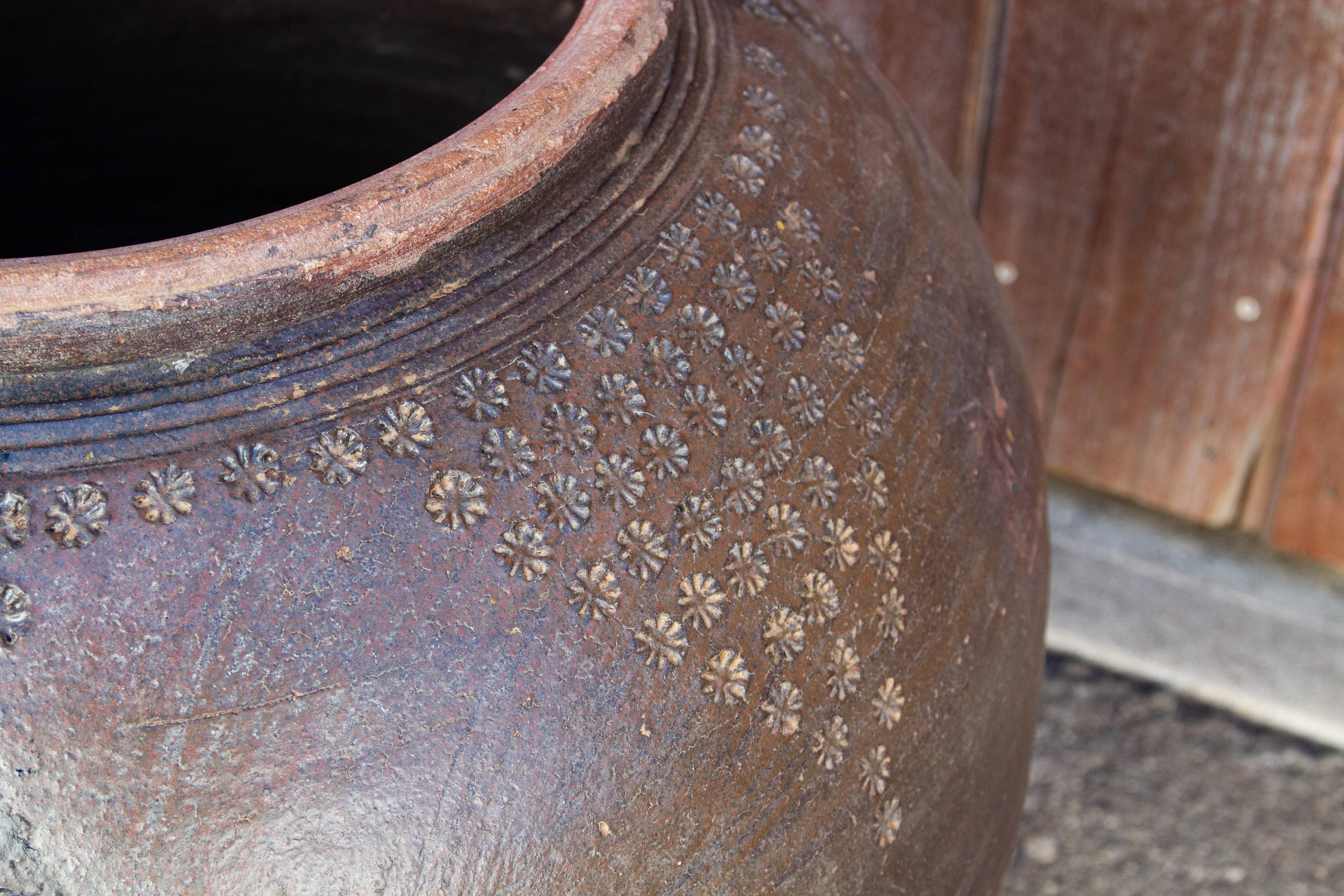 Antique Southern Indian Martaban Jar 4 Antique Southern Indian Martaban Jar