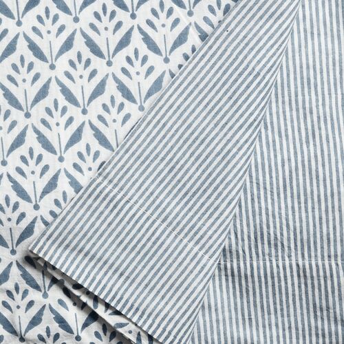Hone Duvet Cover, Ivory/Denim Blue 3 Hone Duvet Cover, Ivory/Denim Blue