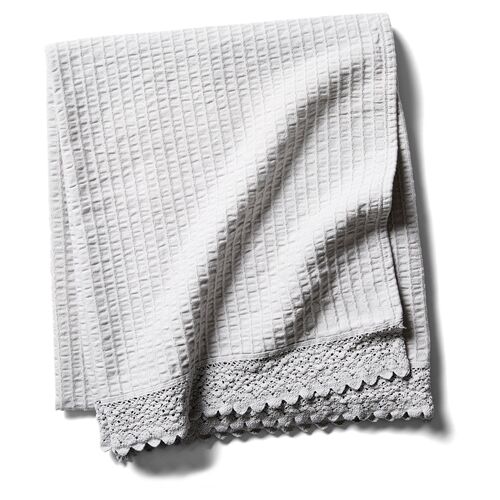 Shelly Romance Throw