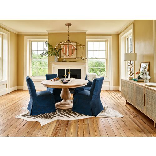 Charlotte Round Pedestal Dining Table 4 Charlotte Round Pedestal Dining Table