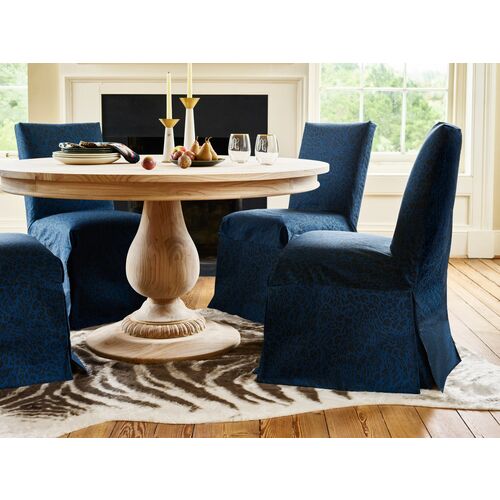 Charlotte Round Pedestal Dining Table 5 Charlotte Round Pedestal Dining Table